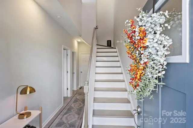 a view of entryway with flowers