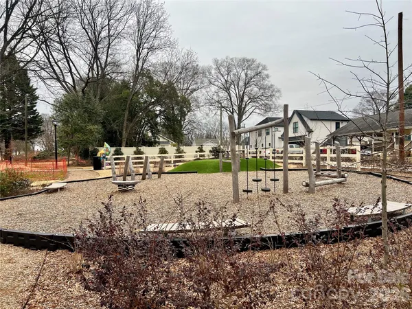 $517,500 | 912 Mary Max Drive, Davidson, NC 28036