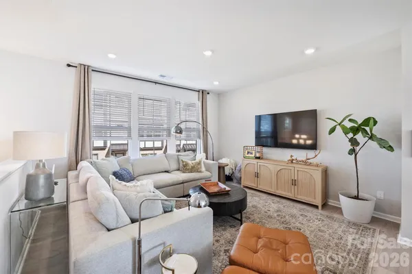 $517,500 | 912 Mary Max Drive, Davidson, NC 28036