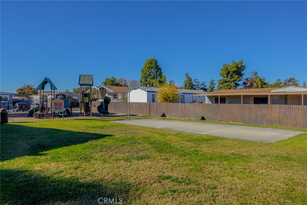 1155 South Riverside Avenue, Unit 39 Rialto, CA 92376 - Photo 37 of 37