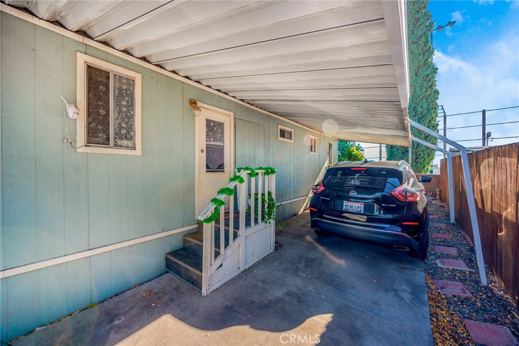 1155 South Riverside Avenue, Unit 39 Rialto, CA 92376 - Photo 6 of 37