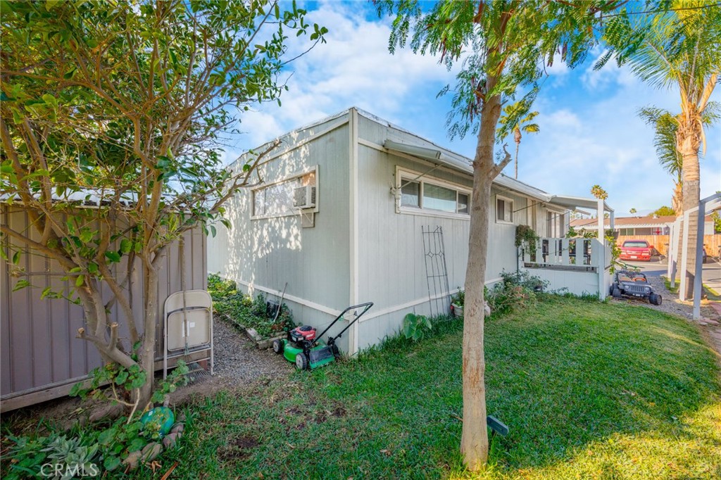 1155 South Riverside Avenue, Unit 39 Rialto, CA 92376 - Photo 10 of 37