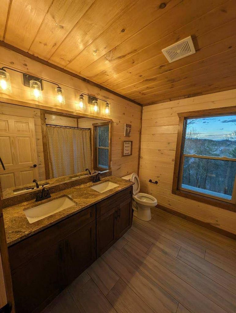 2077 Bluff Ridge Road Sevierville, TN 37876 - Photo 23 of 67 Gallery Image 23