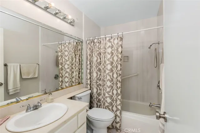 $1,389,000 | 480 South Ave Faro, Anaheim Hills, CA 92807