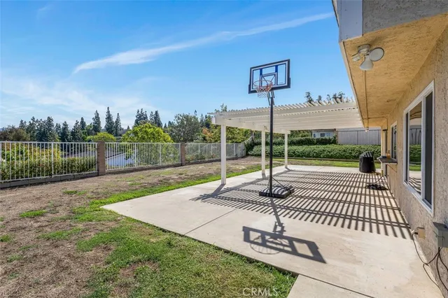 $1,389,000 | 480 South Ave Faro, Anaheim Hills, CA 92807