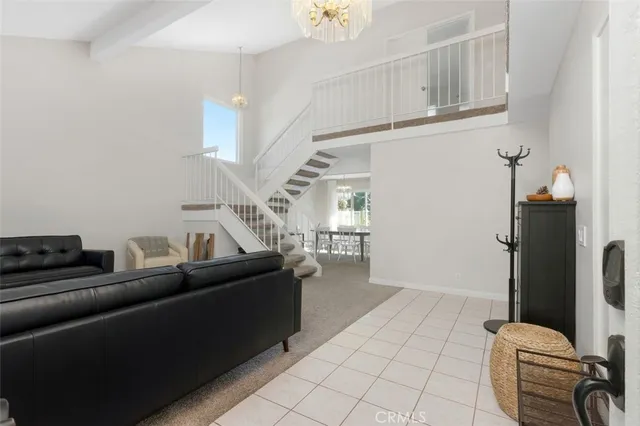 $1,389,000 | 480 South Ave Faro, Anaheim Hills, CA 92807