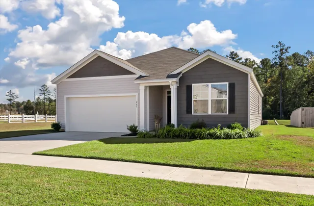 $369,000 | 267 North Lgt Way, Summerville, SC 29486