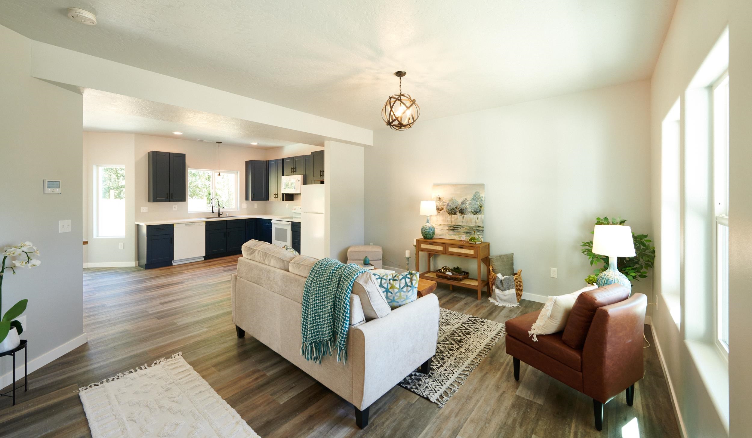 522 West Ivanhoe Road Spokane, WA 99218 - Photo 4 of 20