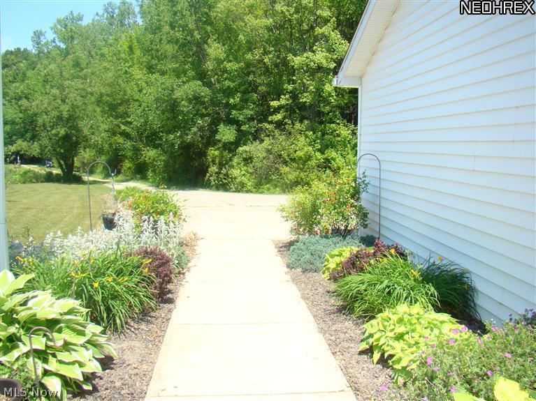 11425 County Line Road Chesterland, OH 44026 - Photo 19 of 23 Gallery Image 19