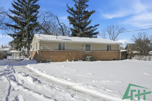 $124,999 | 16515 Plymouth Drive, Markham, IL 60428