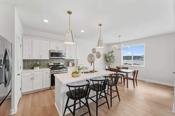 $559,900 | 1551 Creekwood Drive, New Richmond, WI 54017