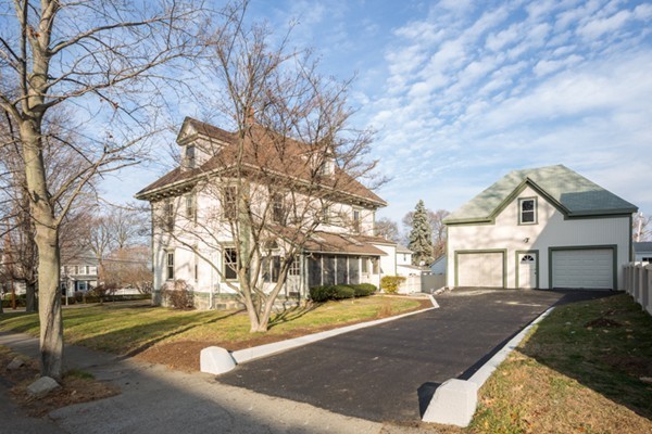 241 Edge Hill Road Milton, MA 02186 - Photo 3 of 30 Gallery Image 3