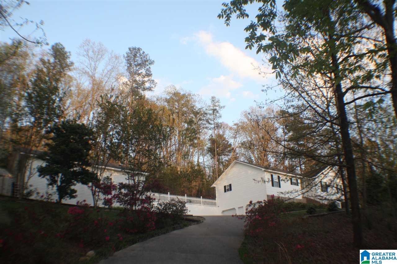 209 Sally Springs Road Gadsden, AL 35905 - Photo 2 of 22