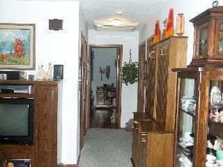 120 East Erie Road Temperance, MI 48182 - Photo 3 of 9 505720-2.JPG