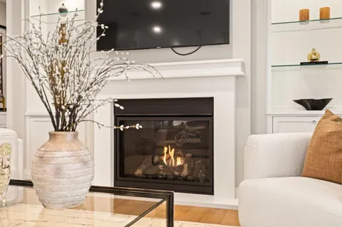 $2,999,900 | 3103 Mena Drive, San Mateo, CA 94403