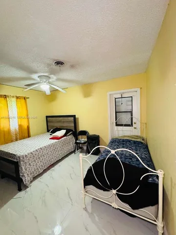 $700,000 | 3405 Northwest 82nd Avenue, Coral Springs, FL 33065