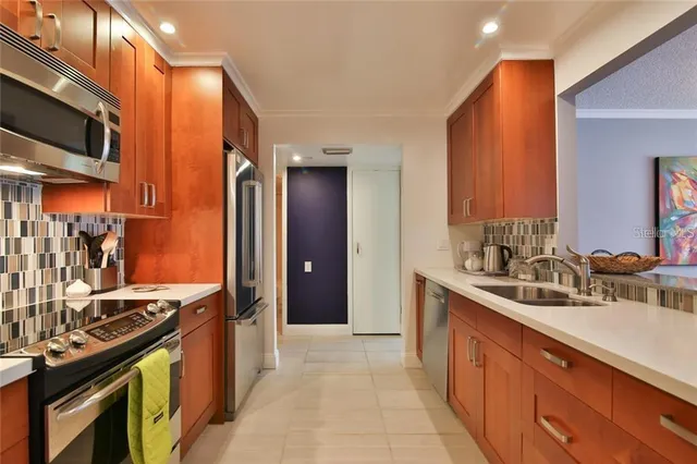 $3,700 | 2814 29th Avenue West, Unit 2814, Bradenton, FL 34205