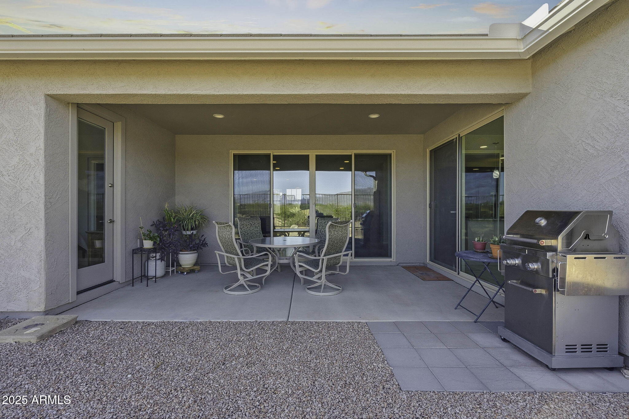 5439 South Sierra Prieta Trail Tucson, AZ 85747 - Photo 34 of 71 a view of a lobby with chair and tables