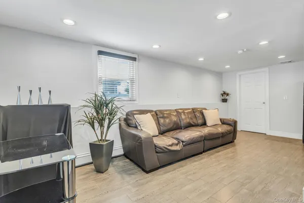 $739,000 | 25 Young Street, West Babylon, NY 11704