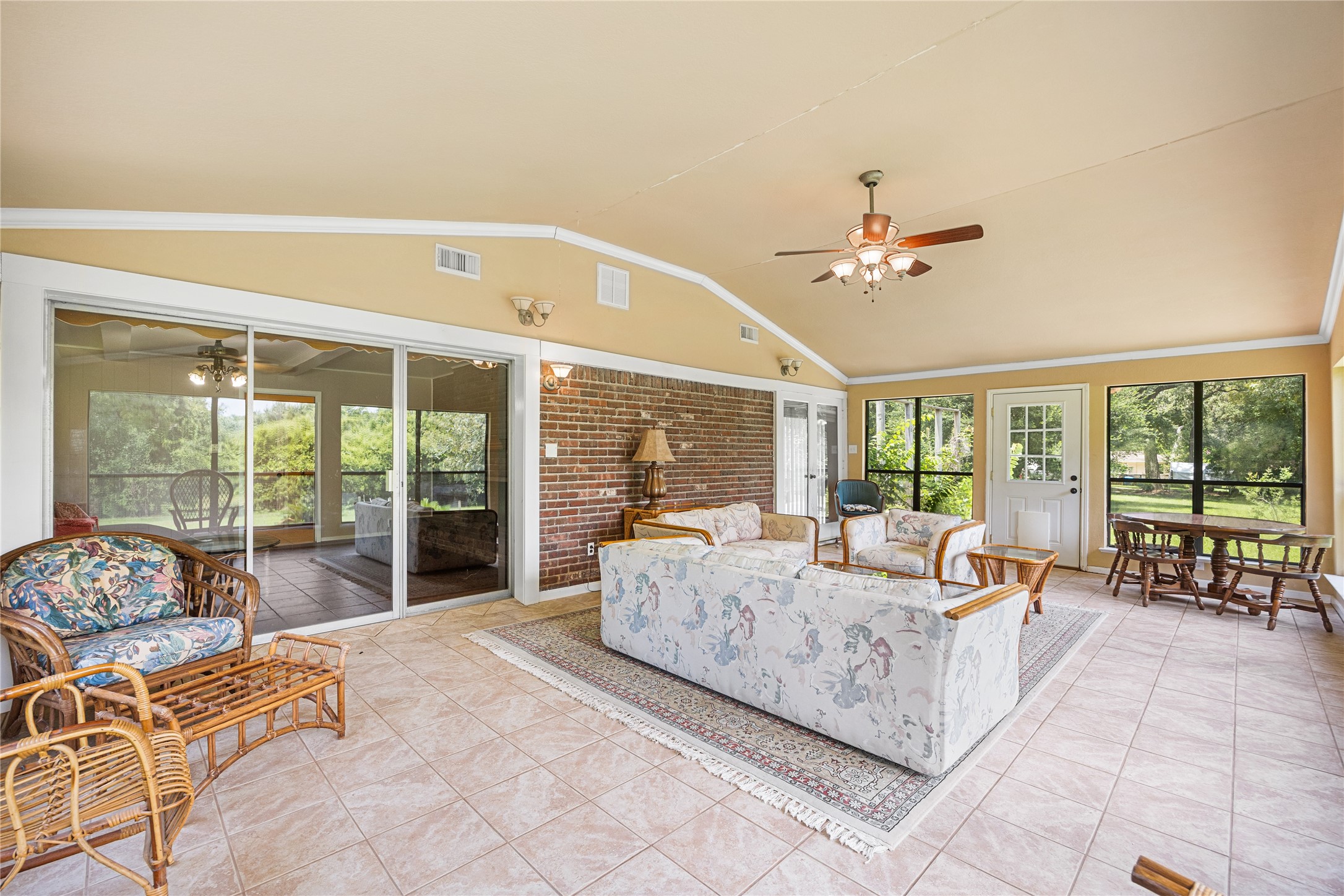 22902 Kobs Road Tomball, TX 77377 - Photo 12 of 47