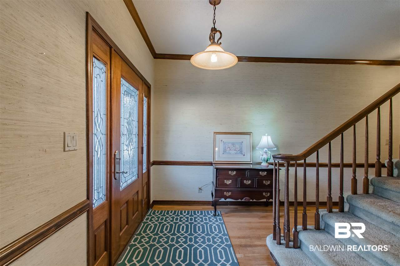 512 Southern Way Daphne, AL 36527 - Photo 5 of 43 Foyer