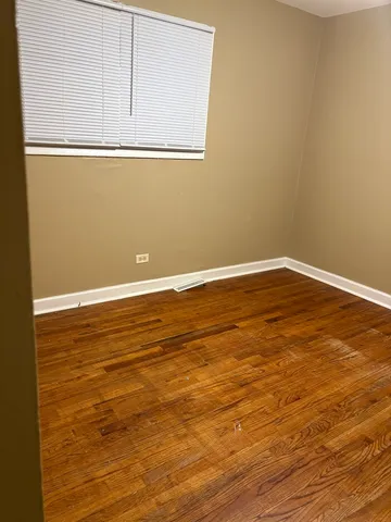 $2,600 | 2035 171st Street, Hazel Crest, IL 60429