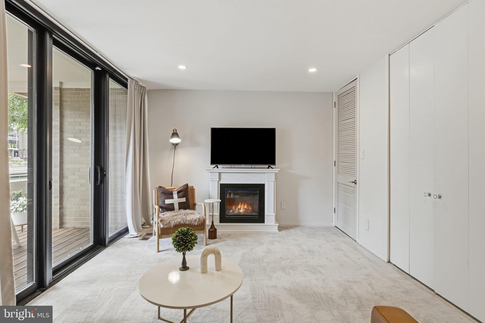 1676 Chimney House Road Reston, VA 20190 - Photo 25 of 56 Family Room with NEW Slider to Lakeside Deck