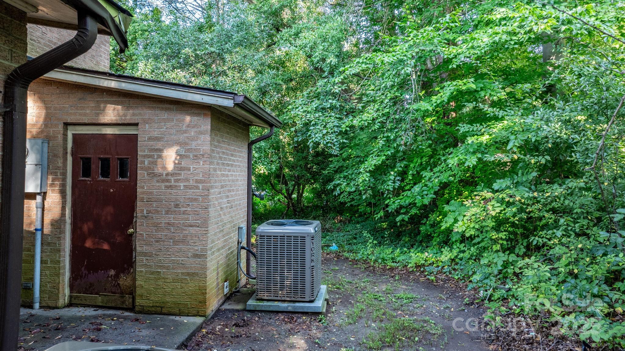 103 Ramsey Street Morganton, NC 28655 - Photo 5 of 26