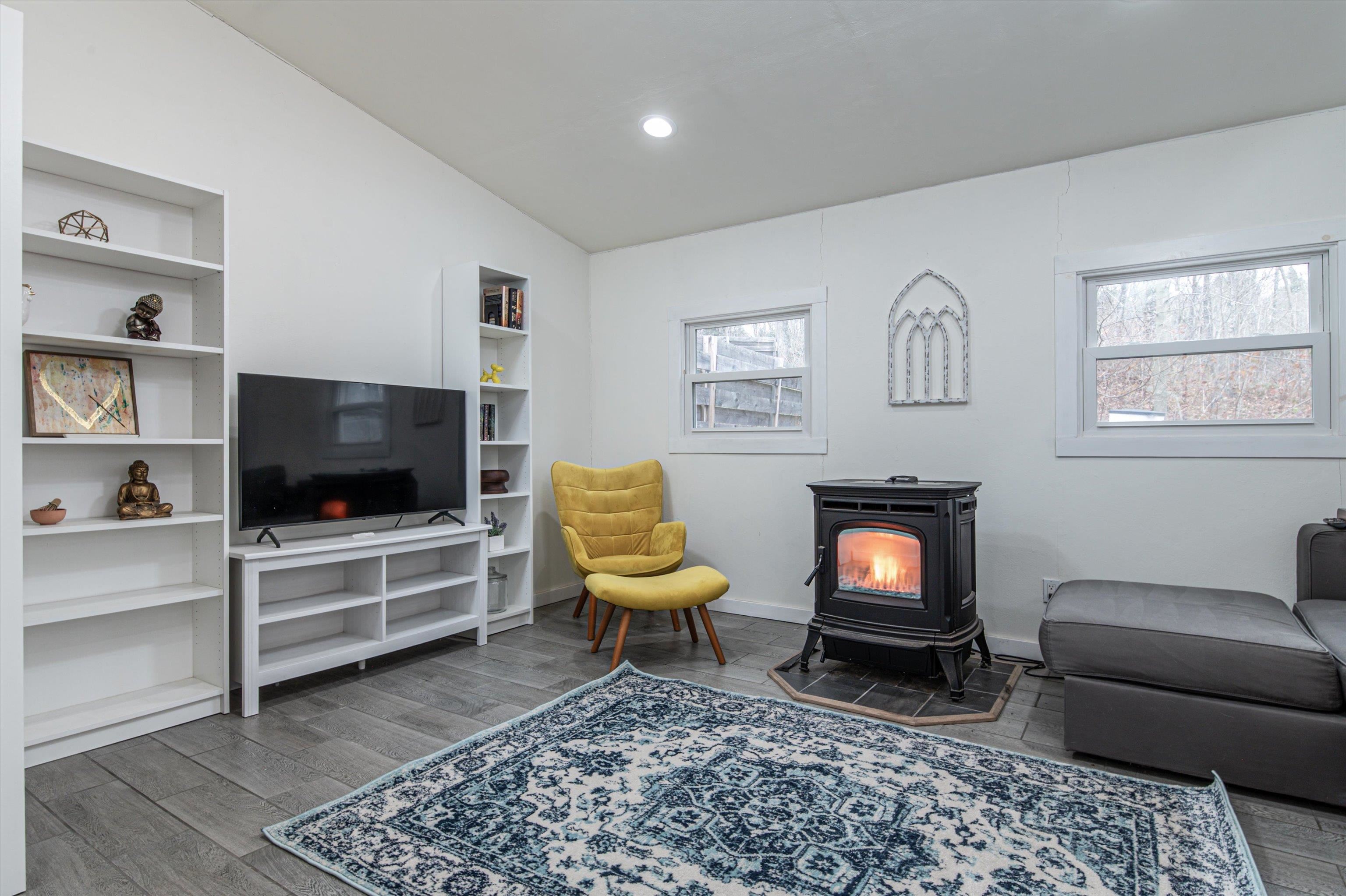 223 Eureka Road Springfield, VT 05156 - Photo 17 of 34