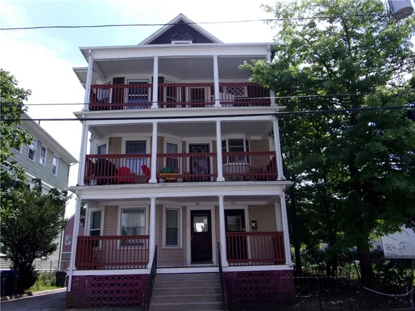 $2,000 | 38 Atlantic Avenue, Unit 2, Providence, RI 02907