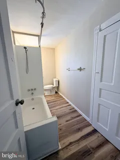 $1,900 | 158 Fountain Street, Unit 3, Philadelphia, PA 19127