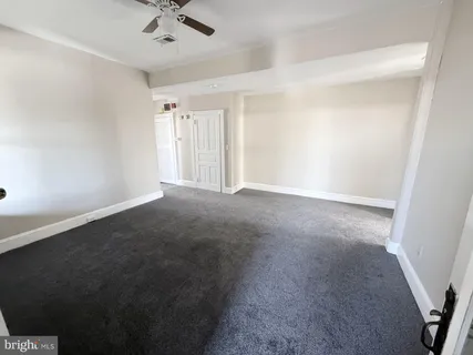 $1,900 | 158 Fountain Street, Unit 3, Philadelphia, PA 19127