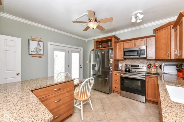 $489,500 | 7641 South 500 West, Trafalgar, IN 46181