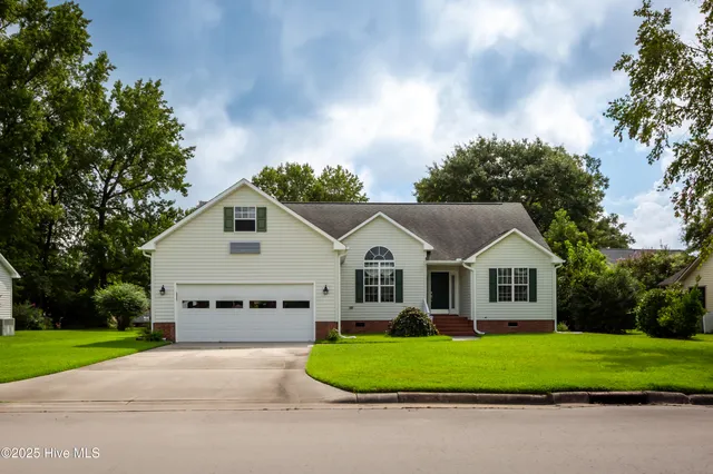 $439,000 | 208 8th Street, New Bern, NC 28560