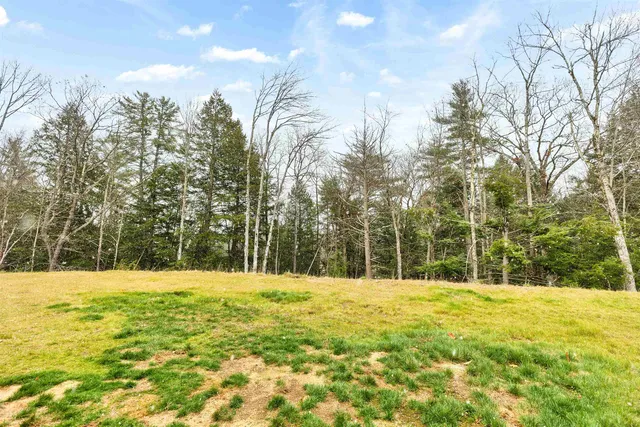 $499,000 | 27 Trails Edge Cmns, Peterborough, NH 03458