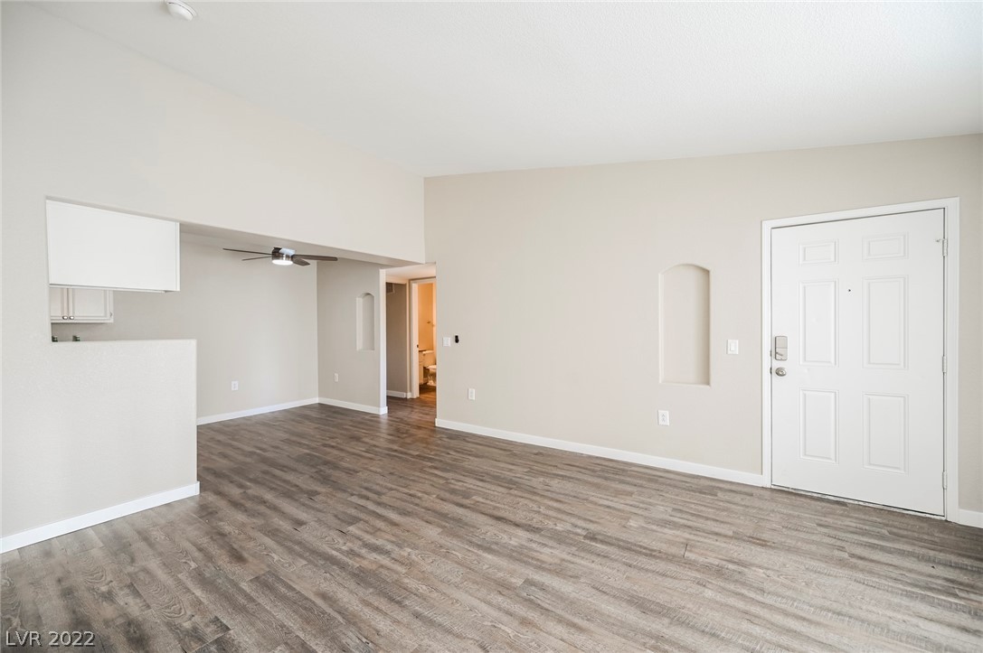 3318 North Decatur Boulevard, Unit 2172 Las Vegas, NV 89130 - Photo 3 of 23 Gallery Image 3