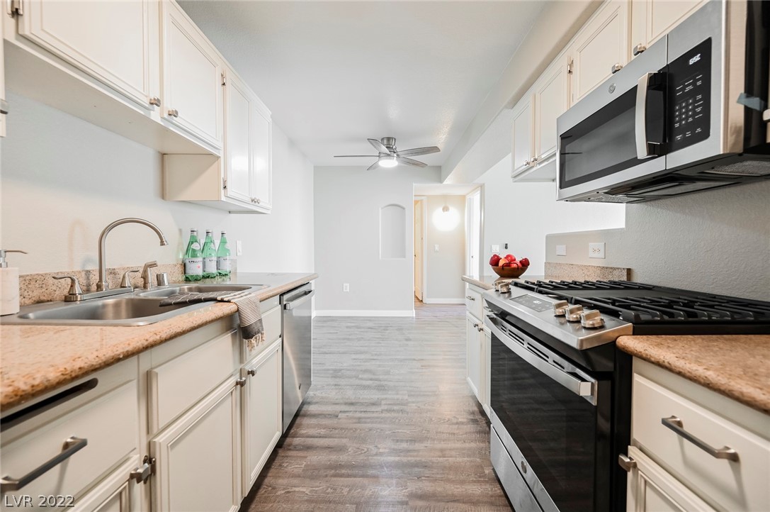 3318 North Decatur Boulevard, Unit 2172 Las Vegas, NV 89130 - Photo 6 of 23 Gallery Image 6
