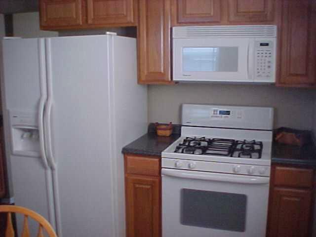 3884 Briggs Road Columbus, OH 43228 - Photo 8 of 15 Gallery Image 8