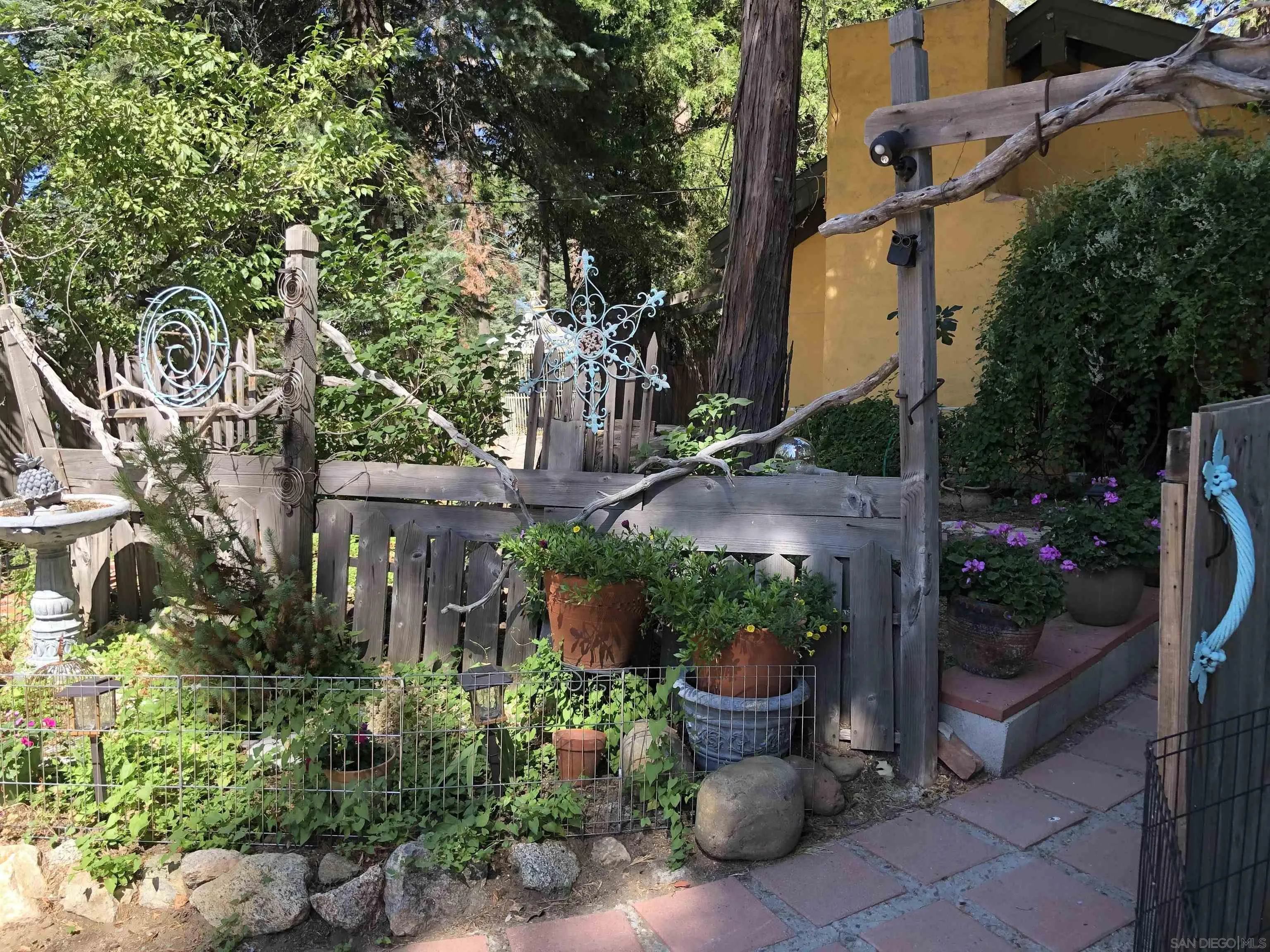 22188 Crestline Road Palomar Mountain, CA 92060 - Photo 5 of 69 an outdoor space with sitting space