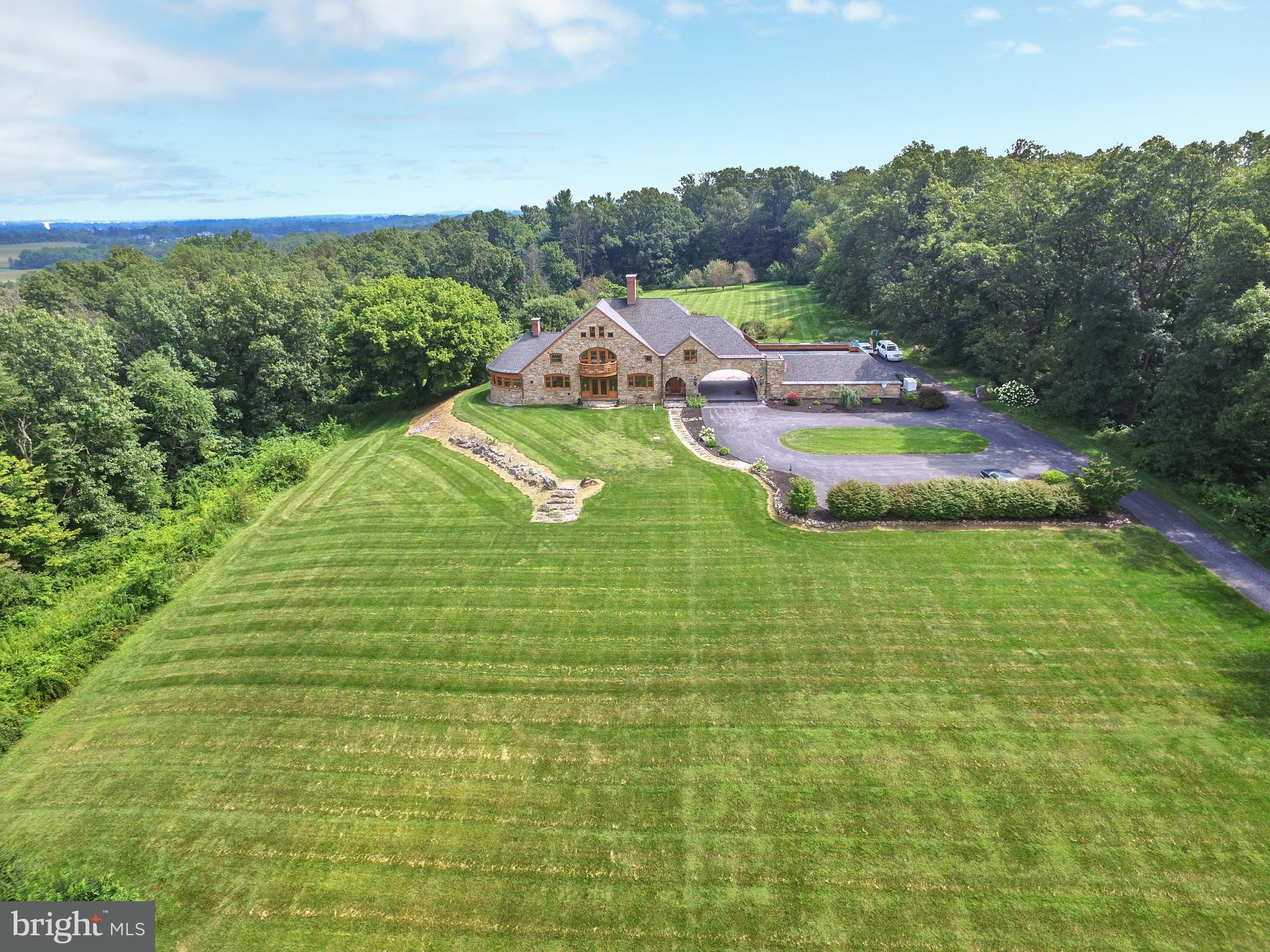 34 acres of privacy
