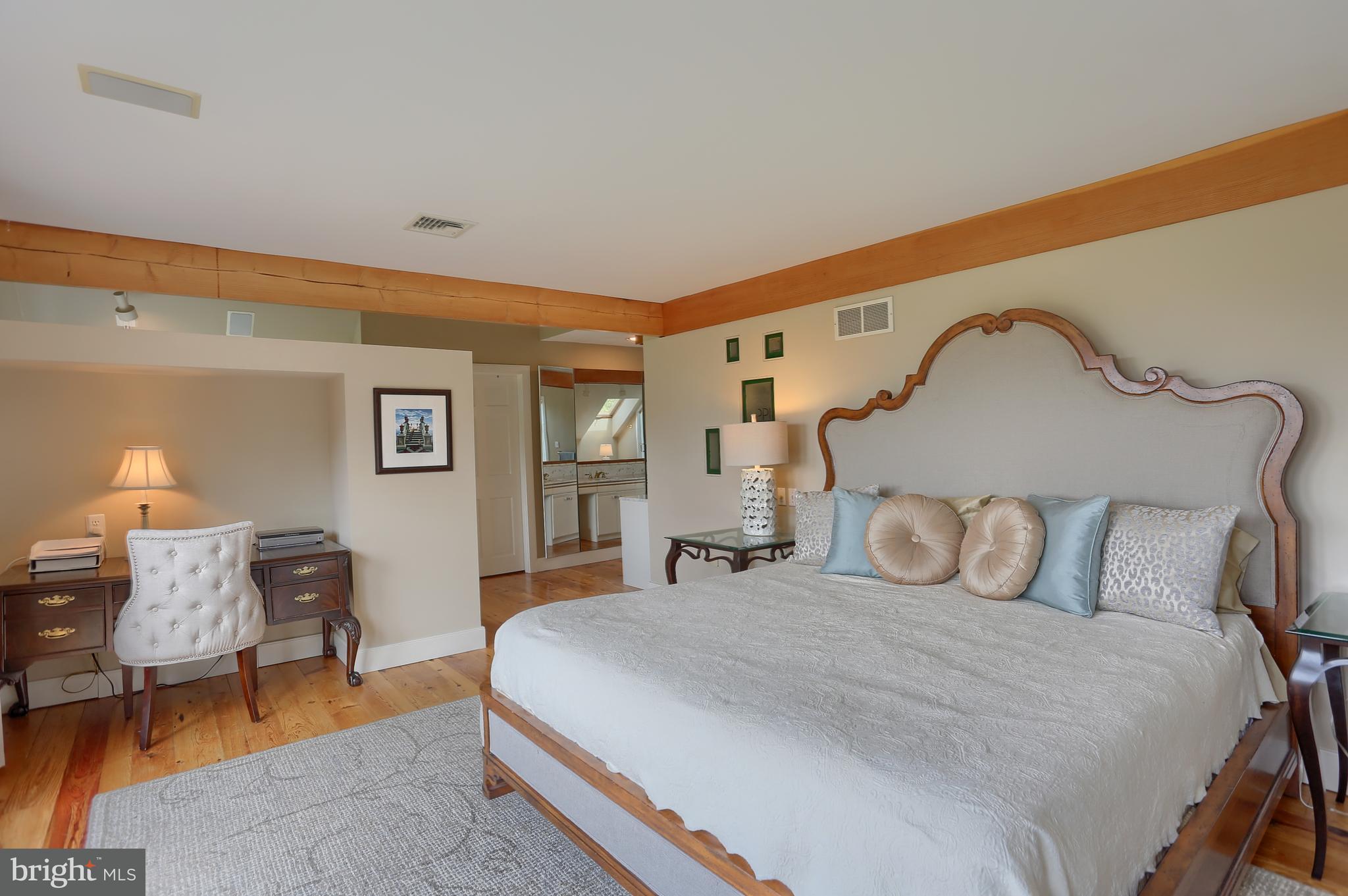 693 Burnt House Road Carlisle, PA 17015 - Photo 33 of 54 Master suite