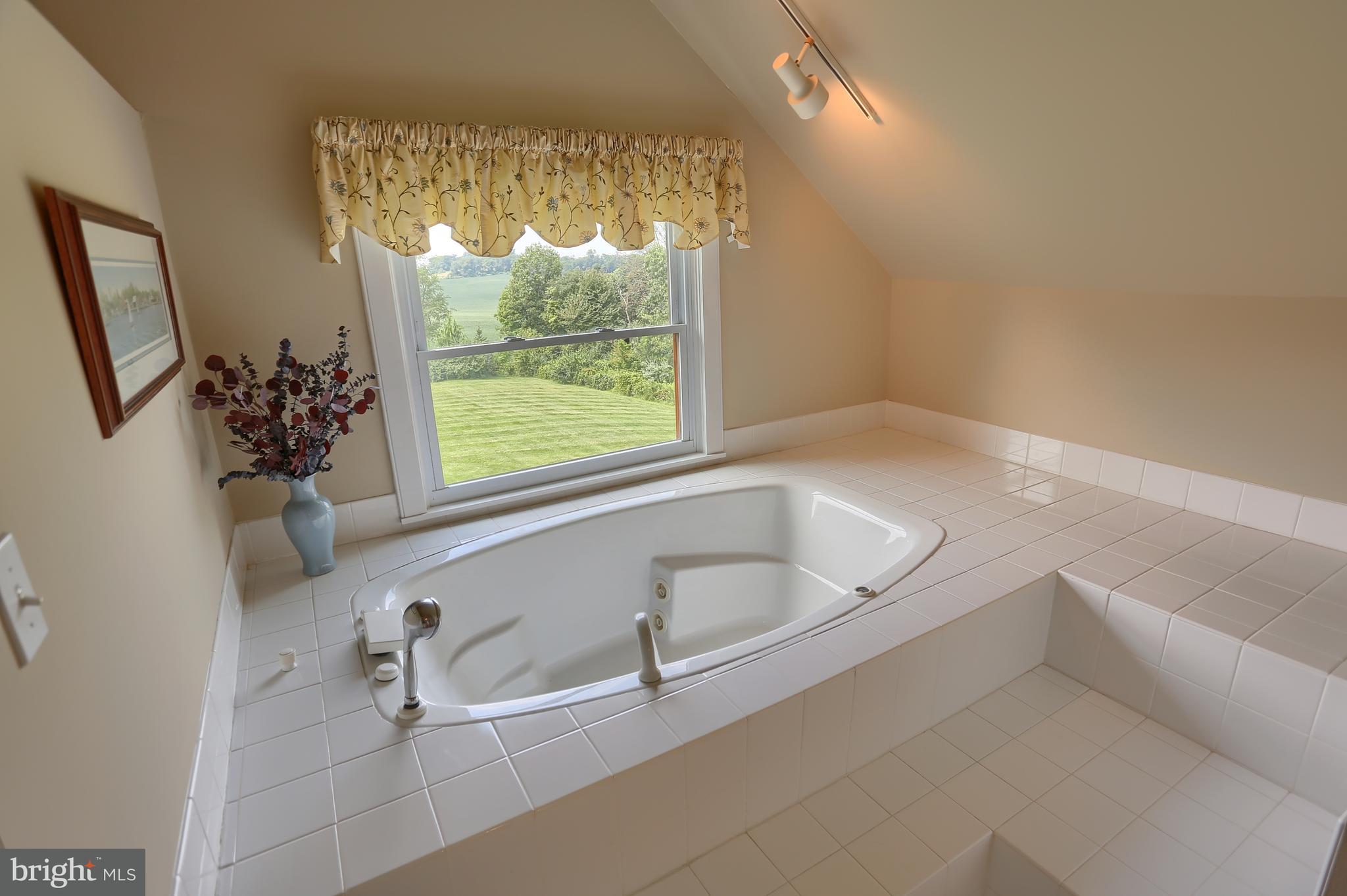 693 Burnt House Road Carlisle, PA 17015 - Photo 36 of 54 Gallery Image 36