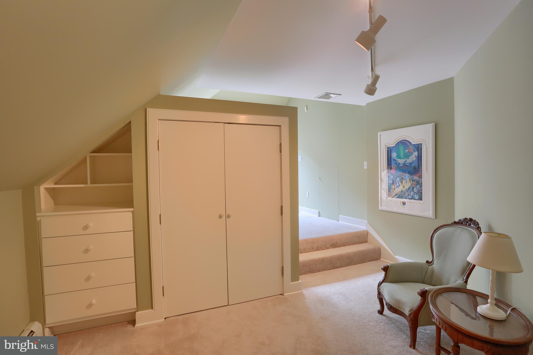 693 Burnt House Road Carlisle, PA 17015 - Photo 40 of 54 Two level bedrooms with built-ins