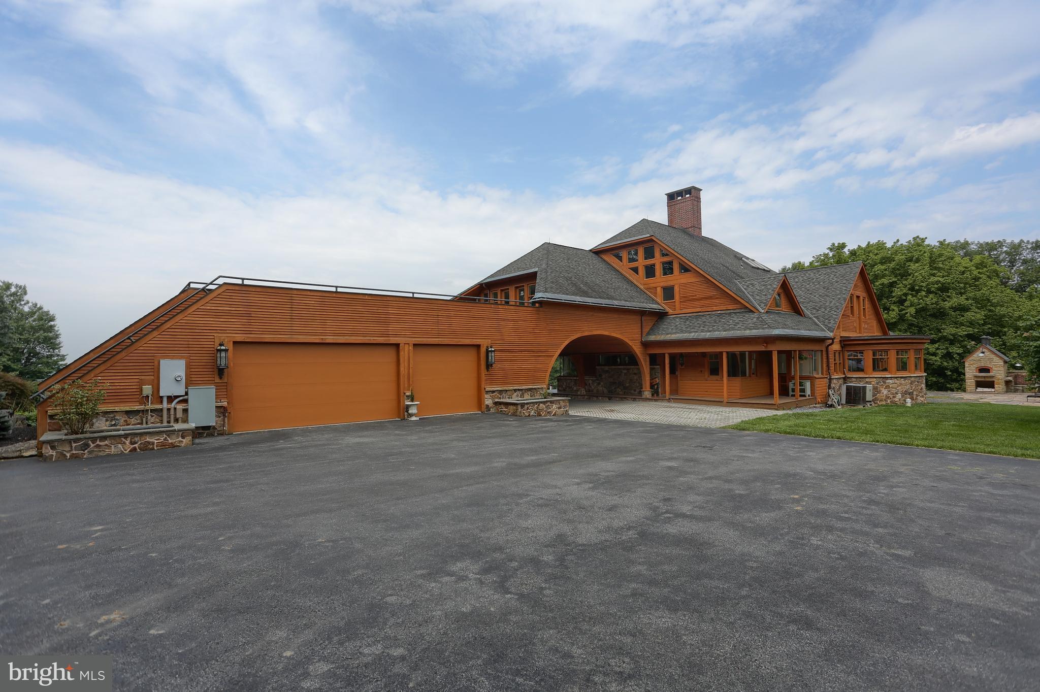 693 Burnt House Road Carlisle, PA 17015 - Photo 8 of 54 3 car garage with rooftop terrace