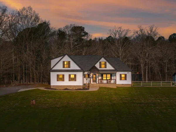 $715,000 | 1526 Keith Valley Road Southeast, Cleveland, TN 37323