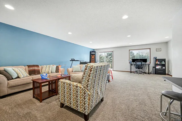 $399,950 | 757 Pleasant Avenue, St. Paul Park, MN 55071