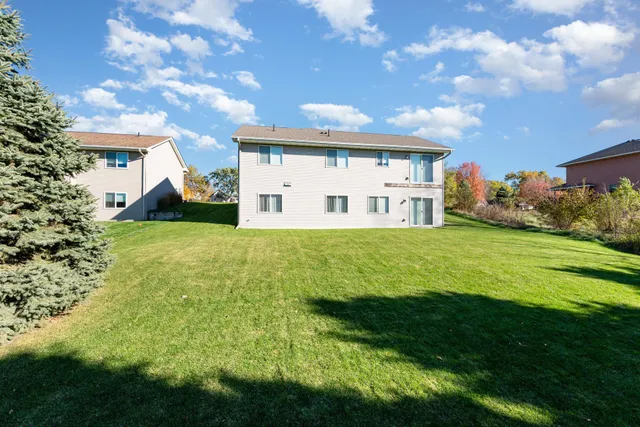 $399,950 | 757 Pleasant Avenue, St. Paul Park, MN 55071