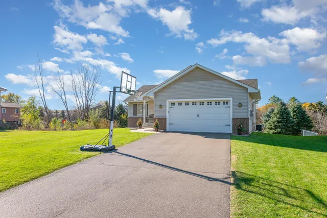 $399,950 | 757 Pleasant Avenue, St. Paul Park, MN 55071