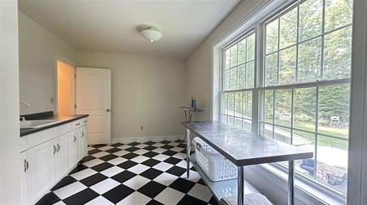 172 Arah Street Manchester, NH 03104 - Photo 33 of 42