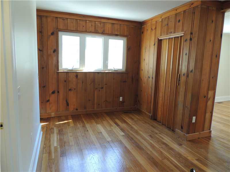 565 Fairmount Street Woonsocket, RI 02895 - Photo 15 of 24 Dining Area.